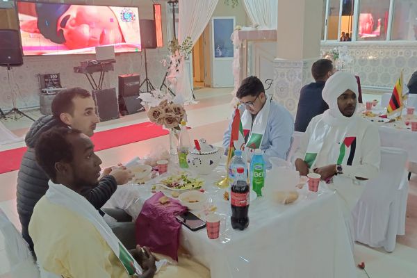 iftar-colective-dou-18-03-2024-9D8F5D0D4-C38E-24F1-F685-D497FA7B0B55.jpg